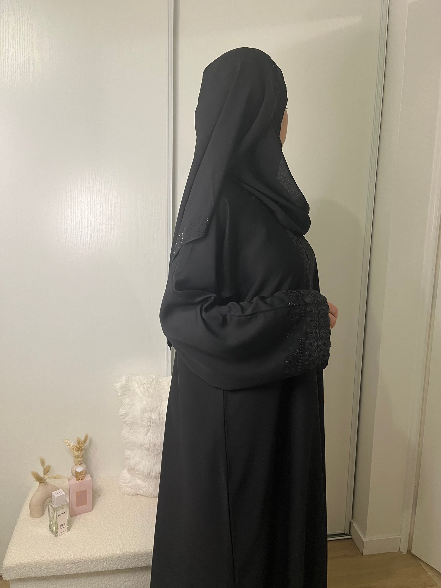 Abaya Amina