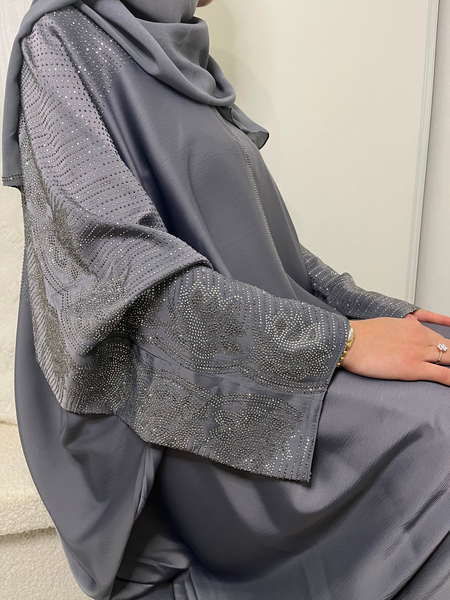 Abaya Zaynab