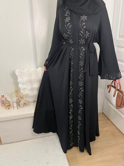 Abaya Amira